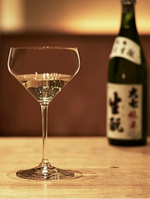 Riedel Vinum Extreme Junmai Glass